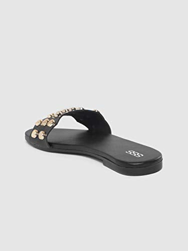 Street style on sale store sandals