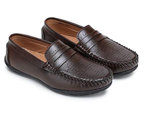 Slip on sales shoes for boys